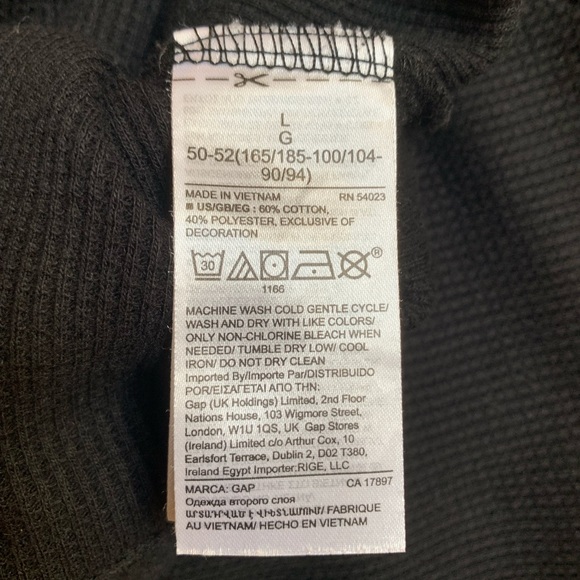 MOVING SALE | New Gap Men's Waffle Henley T-Shirt in True Black, Size Large - Picture 6 of 6